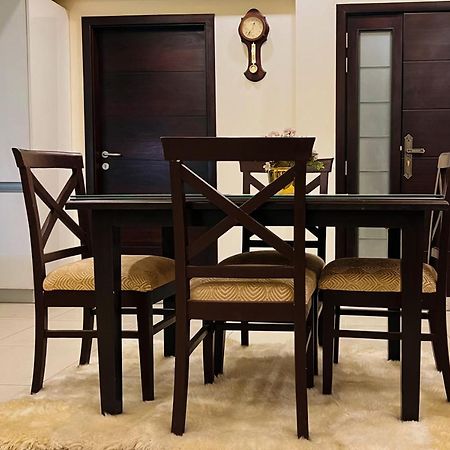 Sky Heights Luxury Apart Facing Centaurus Appartement Islamabad Buitenkant foto