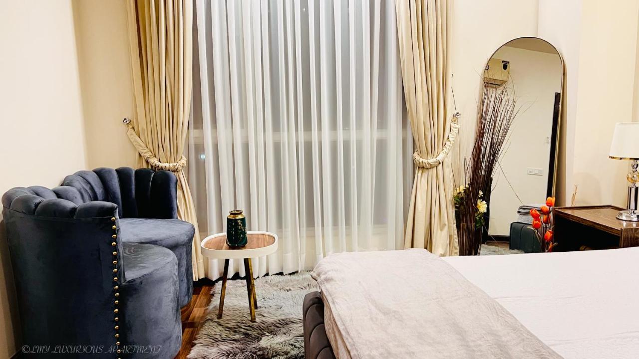Sky Heights Luxury Apart Facing Centaurus Appartement Islamabad Buitenkant foto