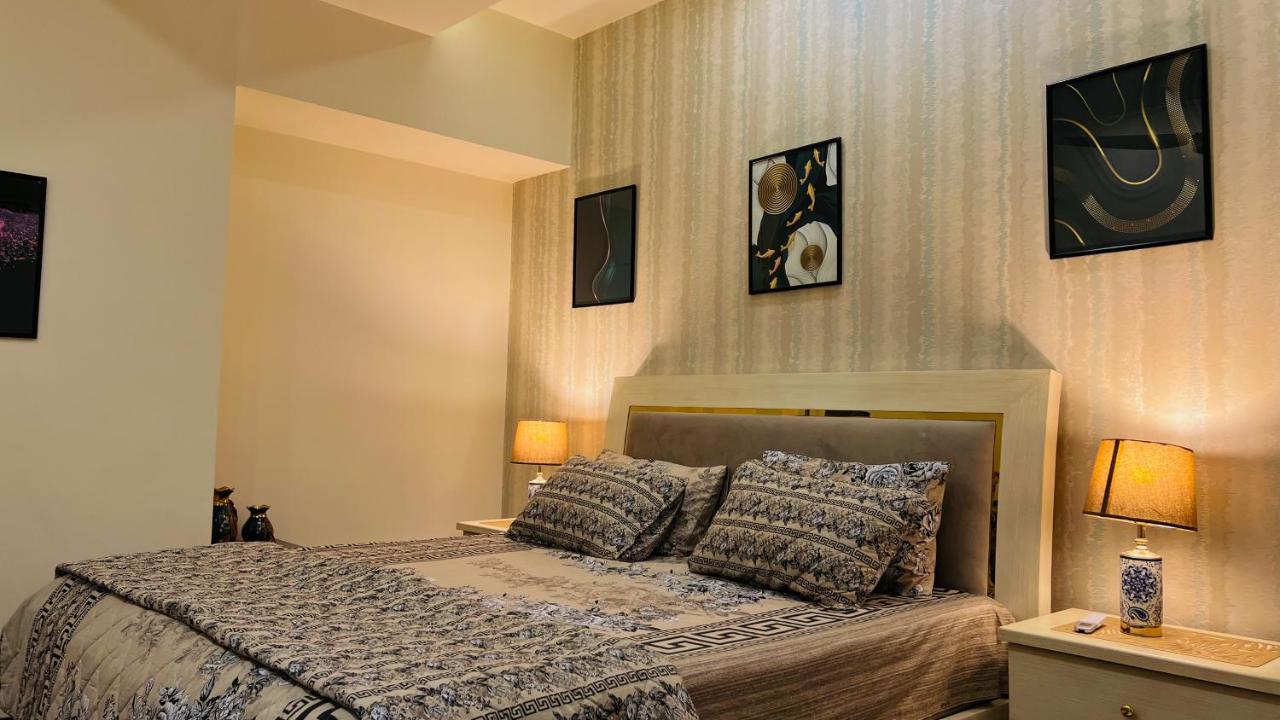 Sky Heights Luxury Apart Facing Centaurus Appartement Islamabad Buitenkant foto
